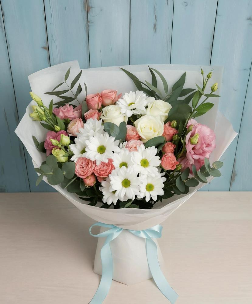 Букет цветов из: Розы, Лизиантусы и Хризантемы в Таганьково
