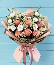 Букет цветов из:  Розы, Альстромерии и Лизиантусы #REPLACE_PRED# Таганьково