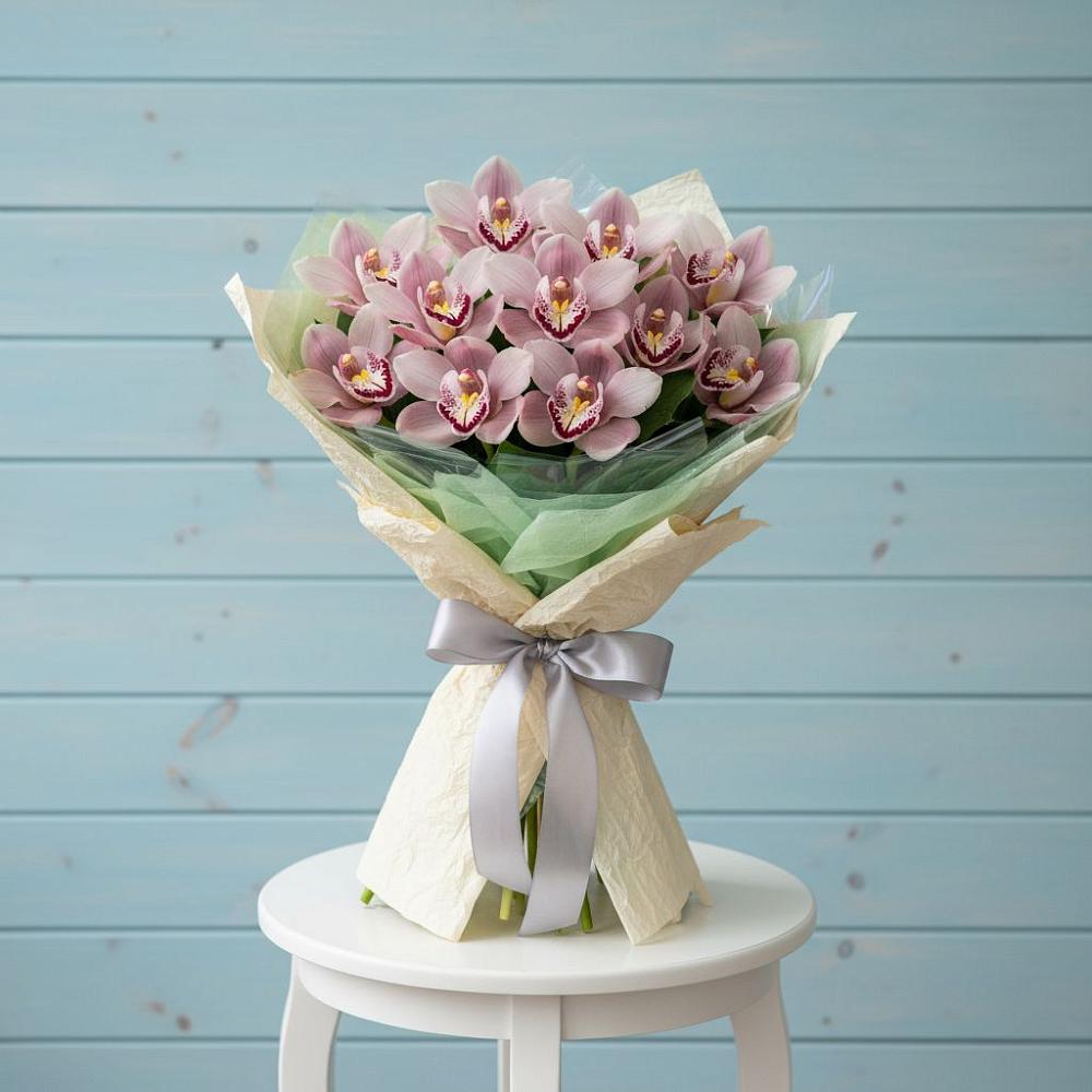 Букет цветов из: Орхидеи и Розы в Таганьково