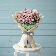 Букет цветов из:  Орхидеи и Розы в Таганьково