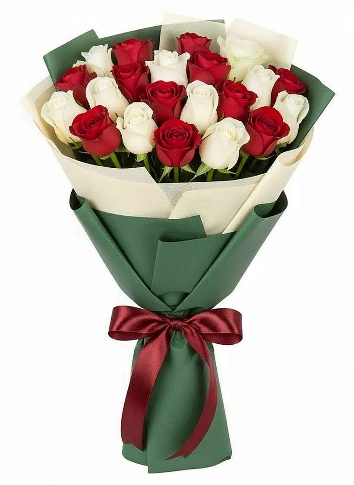 Букет Микс из красных и белых роз в Таганьково