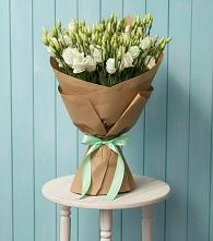 Букет цветов из:  Лизиантусы в Таганьково