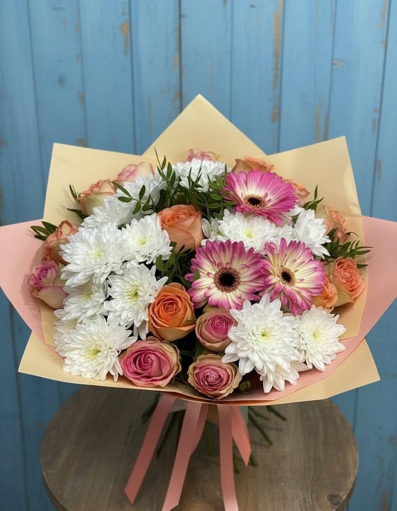 Букет цветов из: Розы, Герберы и Хризантемы в Таганьково
