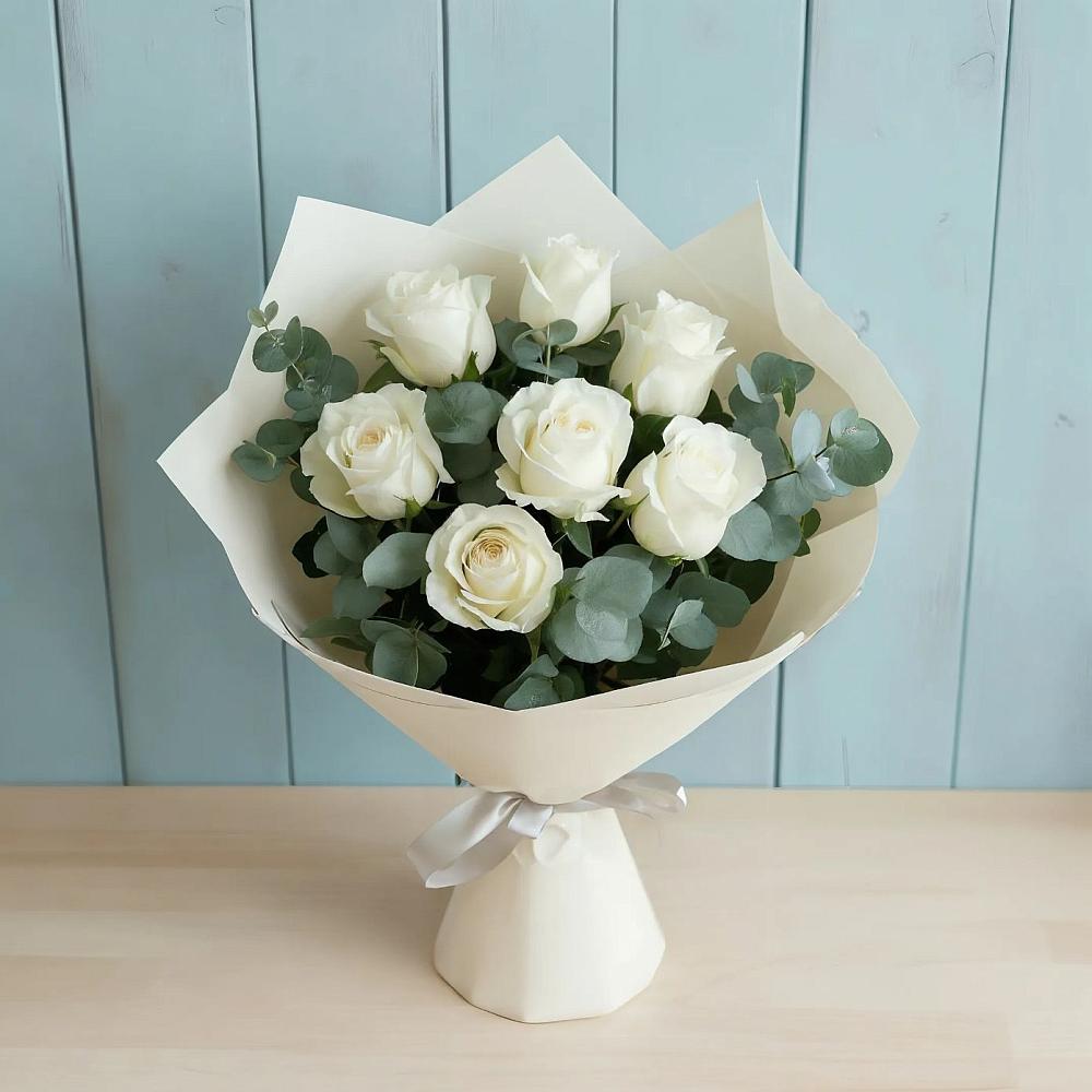 Букет Белые розы в Эвкалипте в Таганьково