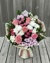 Букет цветов из:  Альстромерии, Гвоздики, Розы и Хризантемы в Таганьково