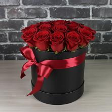 Цветочная композиция из Розы в шляпной коробке в Таганьково