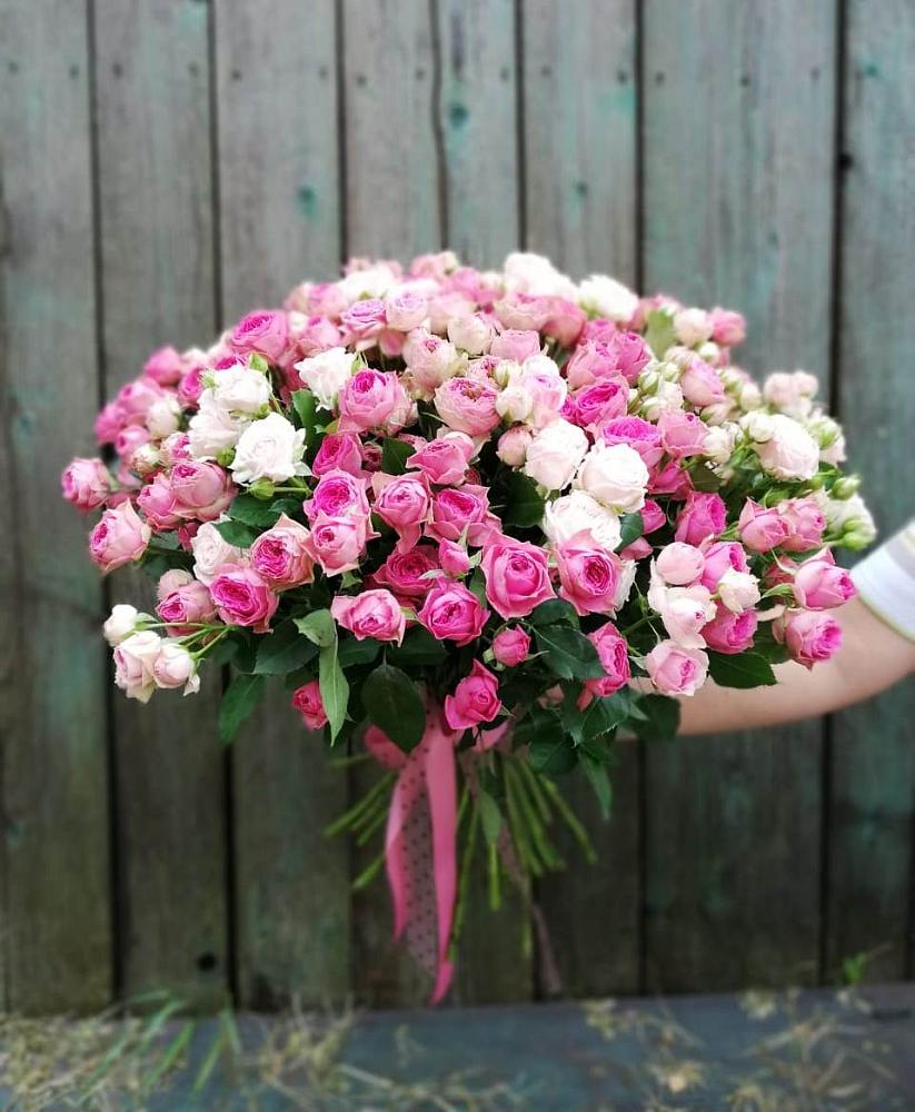 Букет Розовые кустовые розы Натали и Лав Лидия в Таганьково