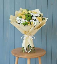 Букет цветов из:  Хризантемы и Розы в Таганьково